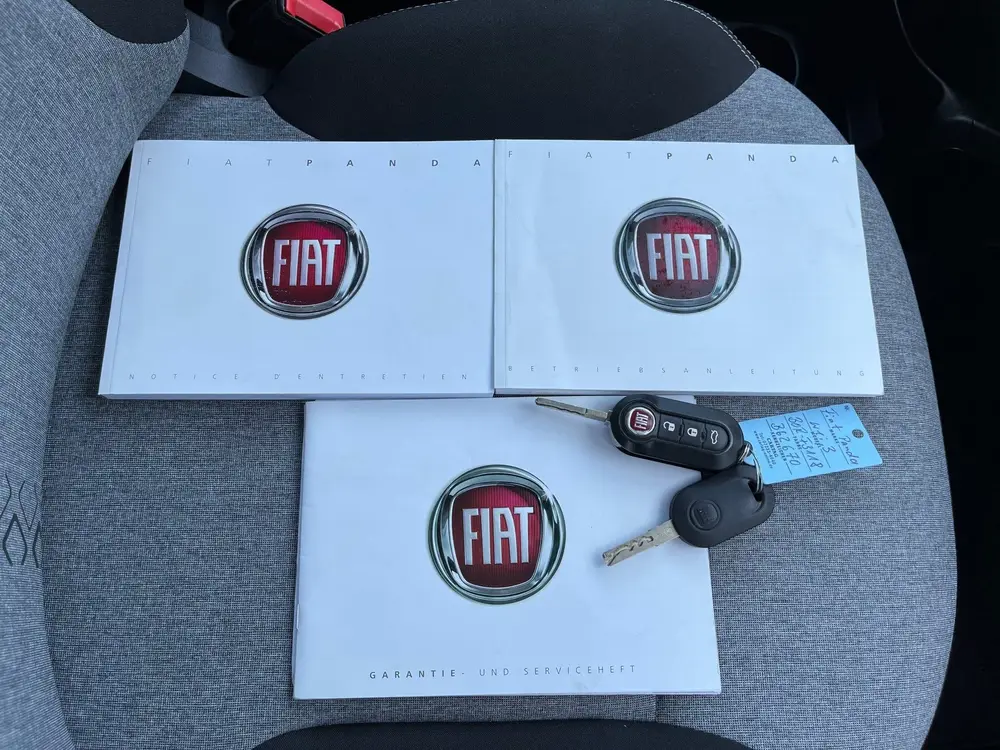 Fiat Panda 1.2 Lounge AIRCO HOGE INSTAP uit 2019, foto 18