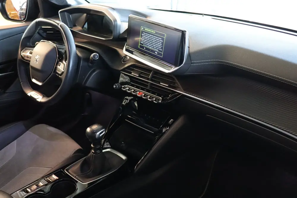 Peugeot 208 1.2 PureTech GT Pack Stoelverwarming 360 g uit 2021, foto 2