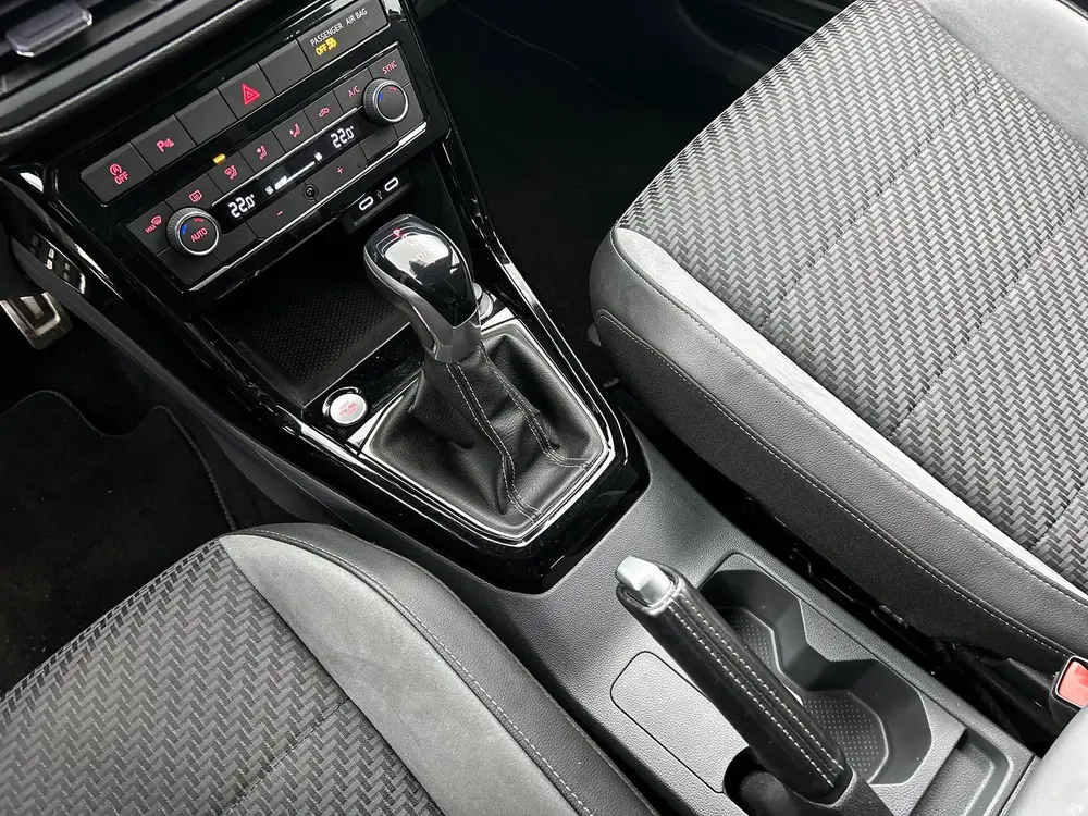 Volkswagen T-Cross 1.0 TSI R-Line | Adaptive Cruise | Navi | uit 2021, foto 17