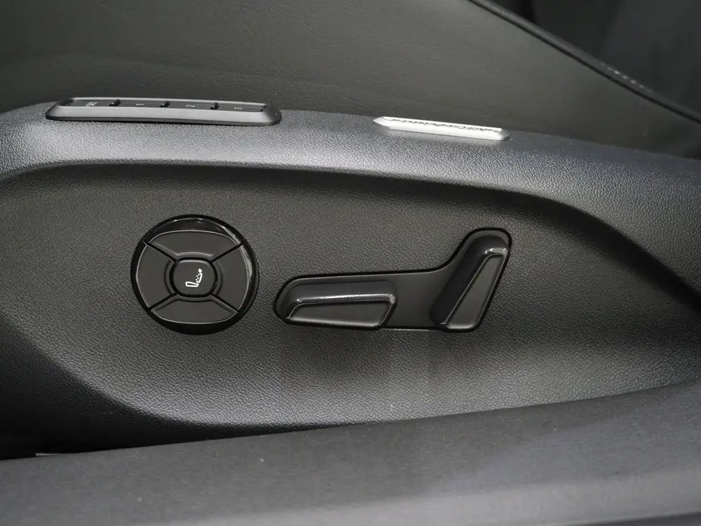 Volkswagen Passat Variant 1.5 eHybrid 204PK | Leder/Alcantar uit 2025, foto 20
