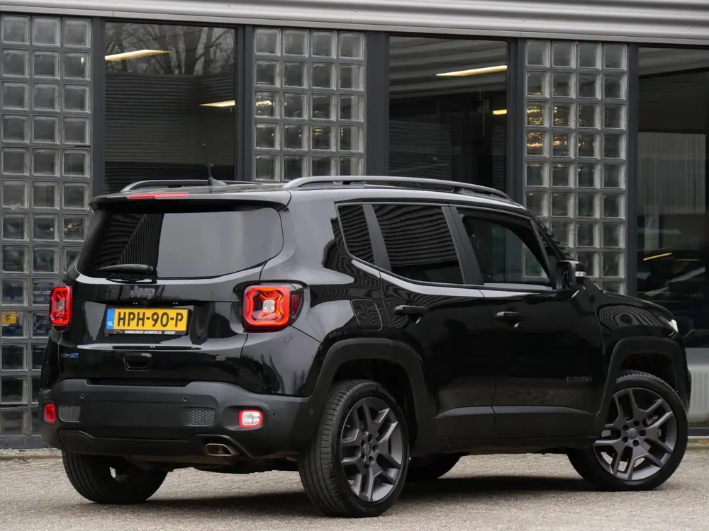 Jeep Renegade 4xe 240 PLUG-IN uit 2021, foto 2