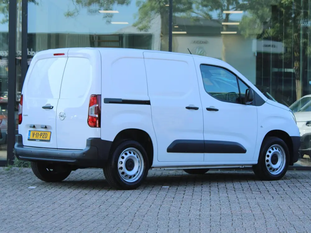 Opel Combo 1.5 BlueHDi 130 S&S L1 uit 2024, foto 6