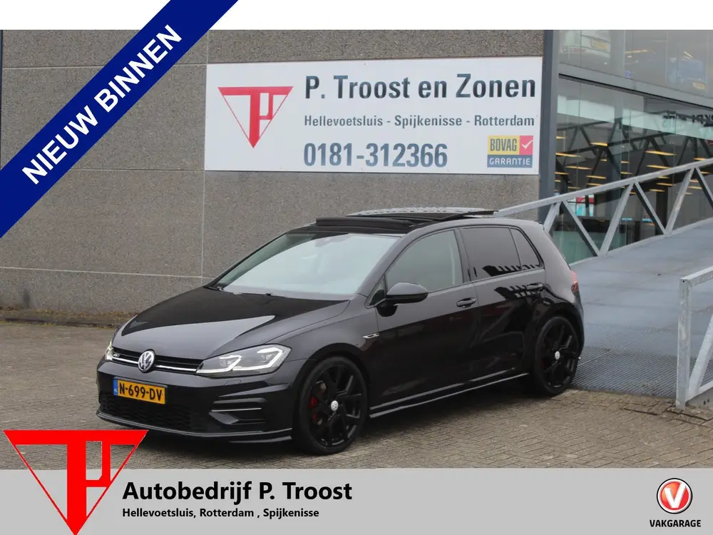 Volkswagen Golf 1.5 TSI Highline R-line Automaat Panoramadak uit 2019