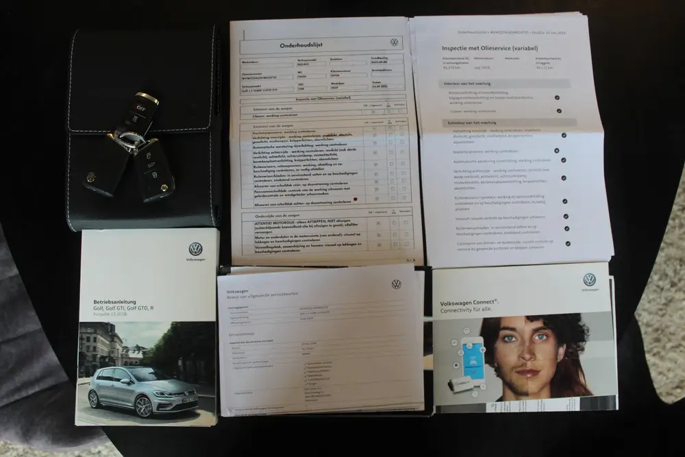 Volkswagen Golf 1.5 TSI Highline R-line Automaat Panoramadak uit 2019, foto 3
