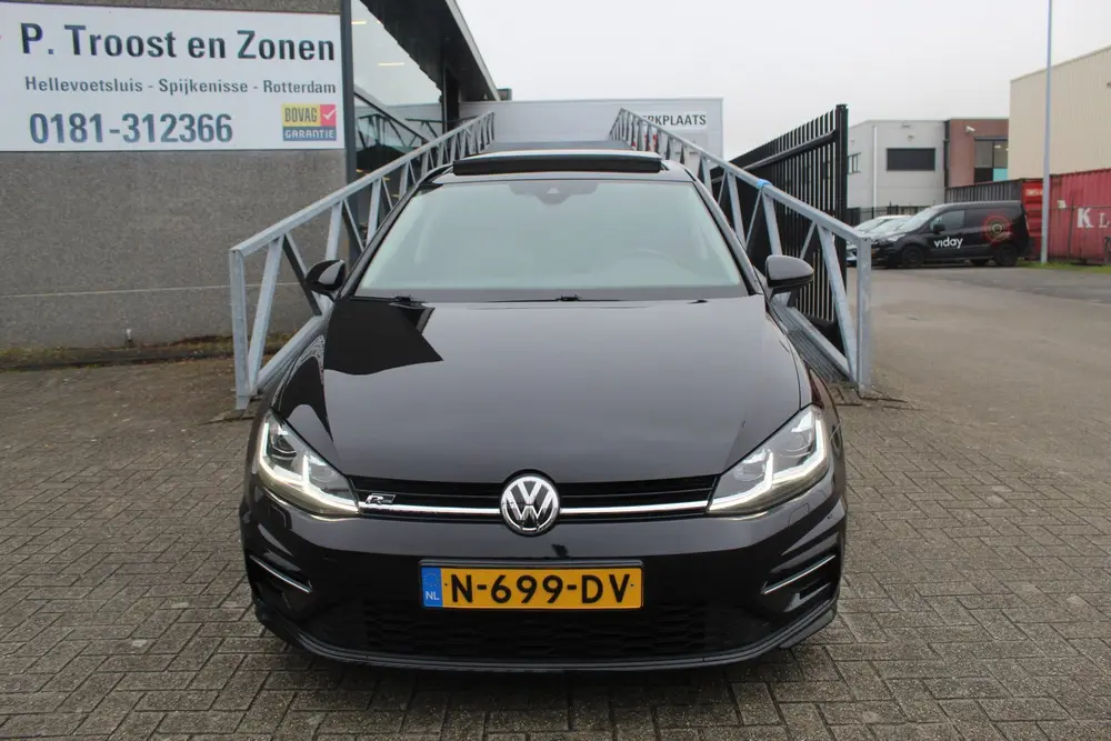 Volkswagen Golf 1.5 TSI Highline R-line Automaat Panoramadak uit 2019, foto 7