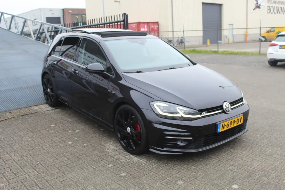 Volkswagen Golf 1.5 TSI Highline R-line Automaat Panoramadak uit 2019, foto 9
