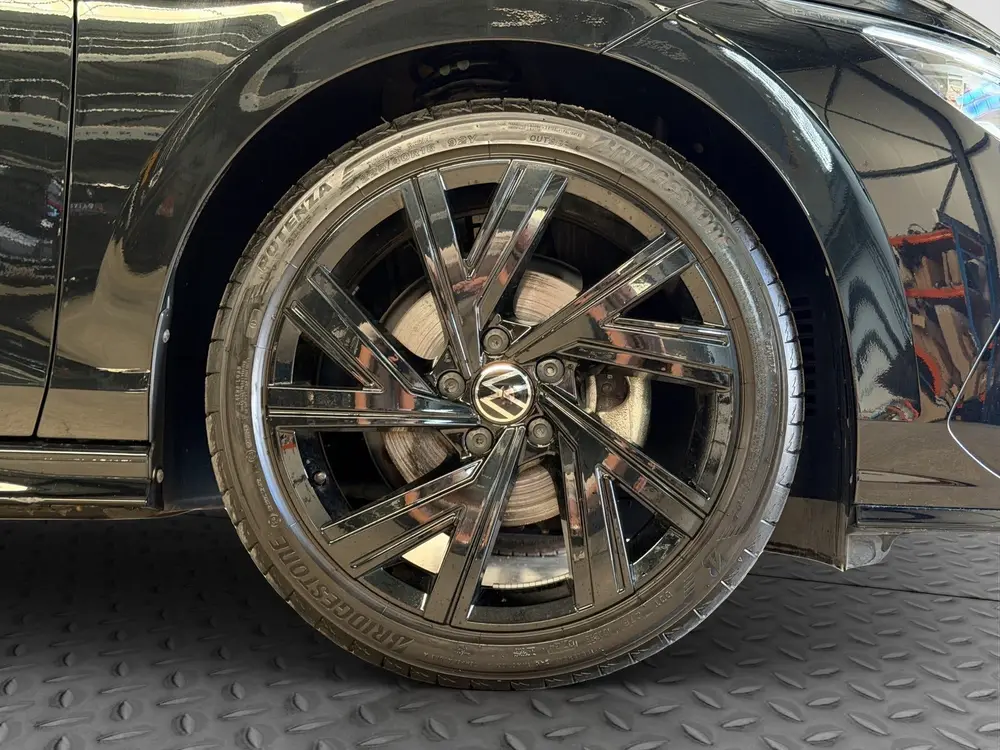 Volkswagen Golf 1.5 eTSI R-Line|H/K Audio|El.trekh|Matrix IQ uit 2024, foto 7