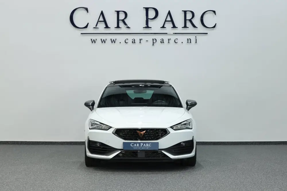 Cupra Leon 2.0 TSI VZ 300+PK LED/VIRTUAL/SFEER/PANO/HALF LEE uit 2021, foto 3