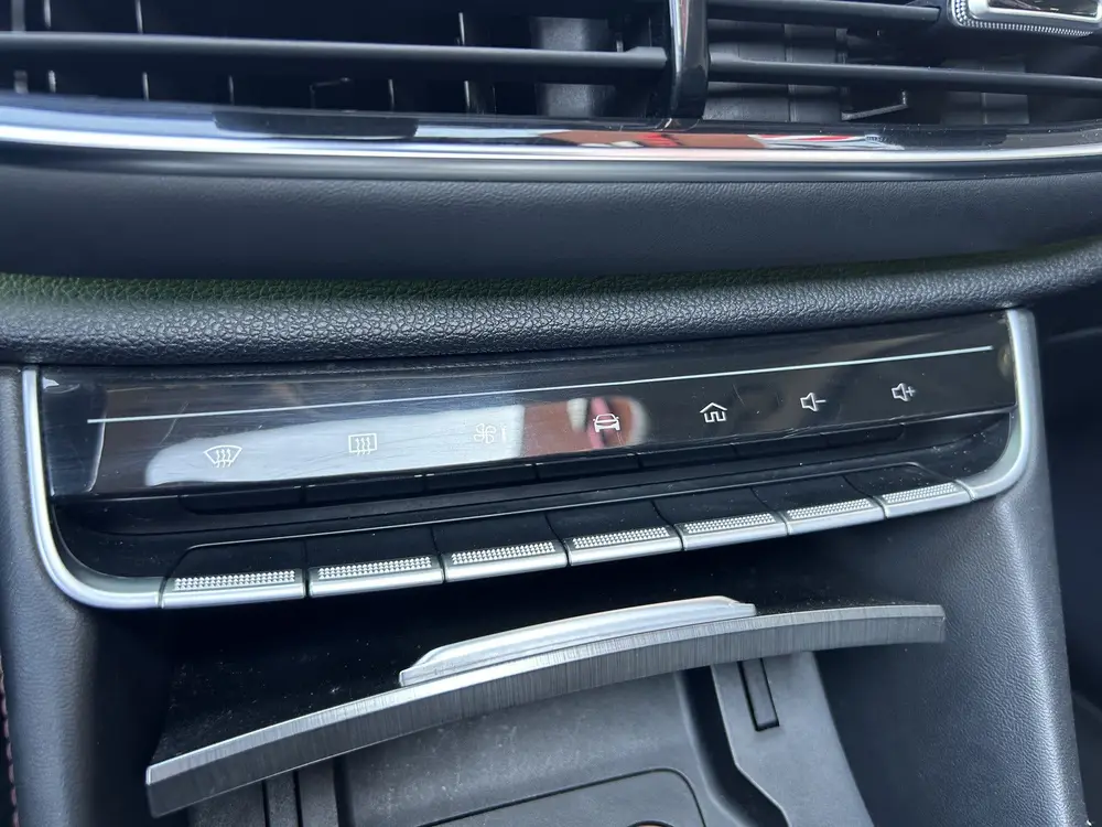 MG EHS 1.5 TGDI Luxury uit 2022, foto 19
