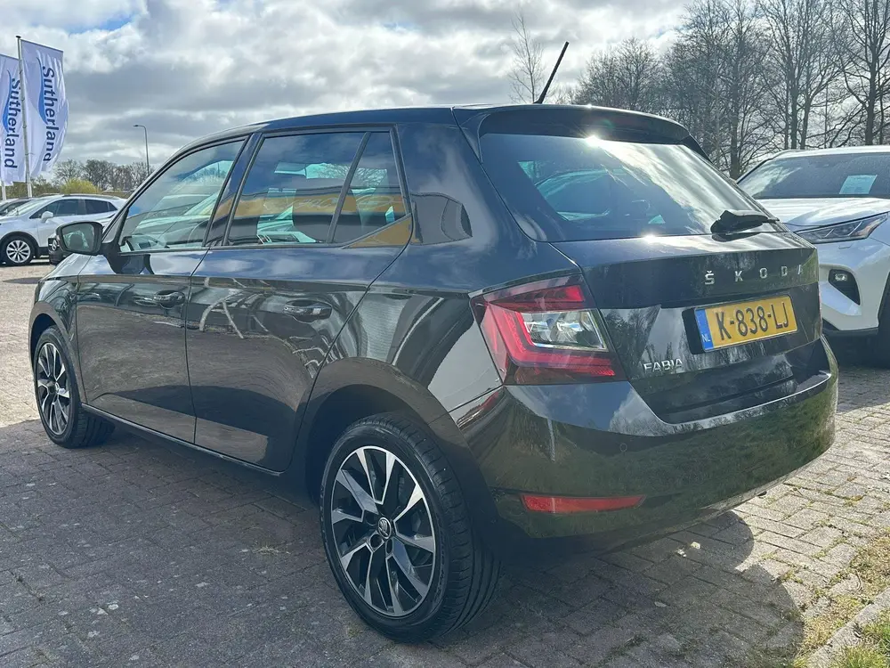 Skoda Fabia 1.0 TSI Business Edition 95 PK uit 2021, foto 3