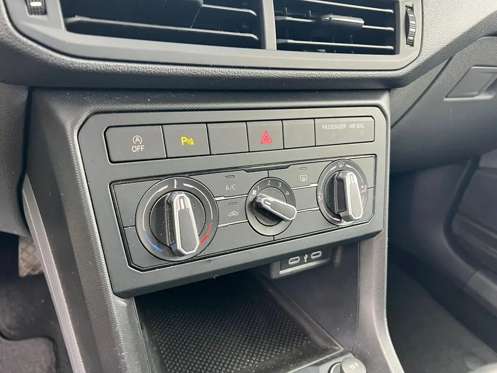 Volkswagen T-Cross 1.0 TSI Life Business airco, cruise, pdc uit 2021, foto 15