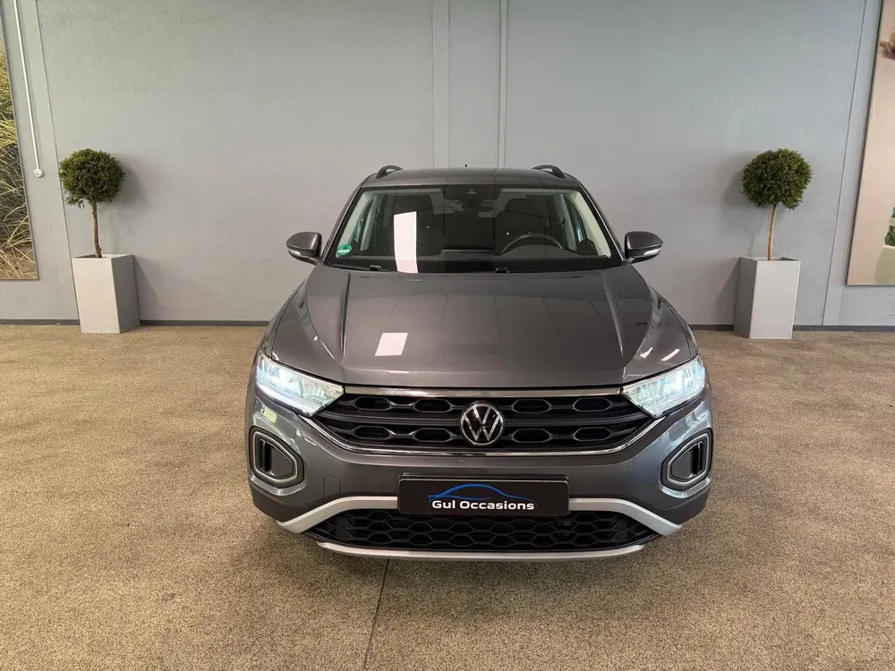 Volkswagen T-Roc 1.5 TSI Life Business LED-ACC-NAVI-APPLE CA uit 2023, foto 2