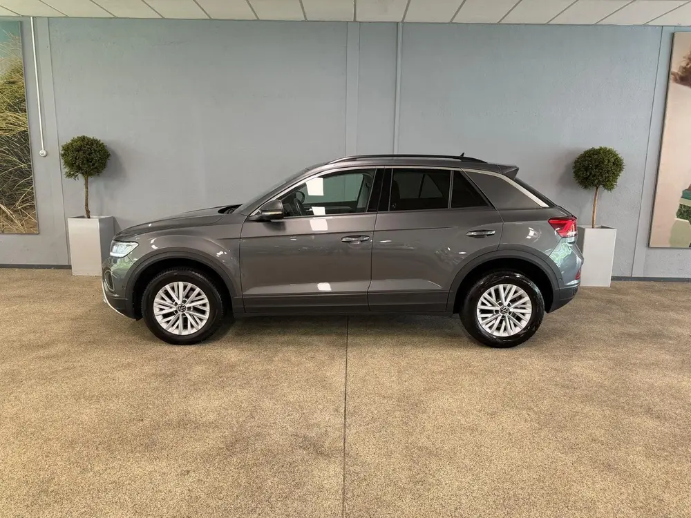 Volkswagen T-Roc 1.5 TSI Life Business LED-ACC-NAVI-APPLE CA uit 2023, foto 5