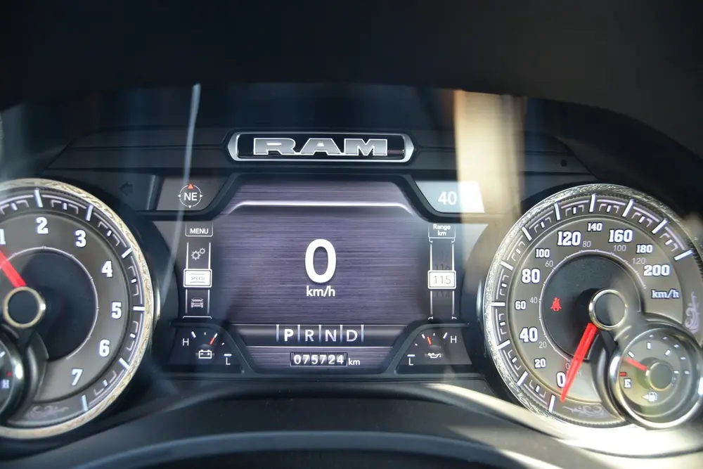 Dodge Ram 1500 5.7 V8 Crew Cab Limited longhorn met panorama uit 2022, foto 6
