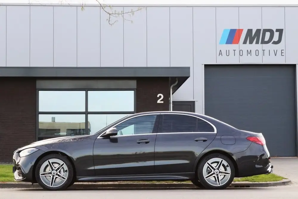 Mercedes-Benz C-Klasse 300 e AMG Line 115km Elektrisch Trekh uit 2024, foto 2
