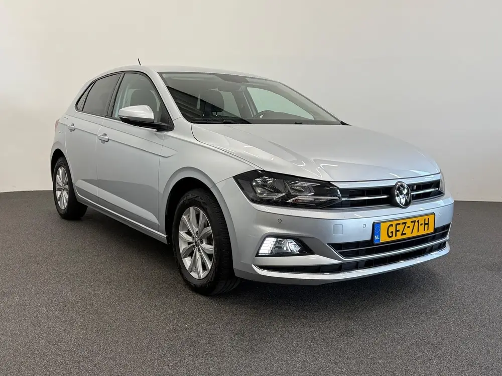 Volkswagen Polo 1.0 TSI 110pk DSG Highline Navigatie Apple C uit 2021, foto 3