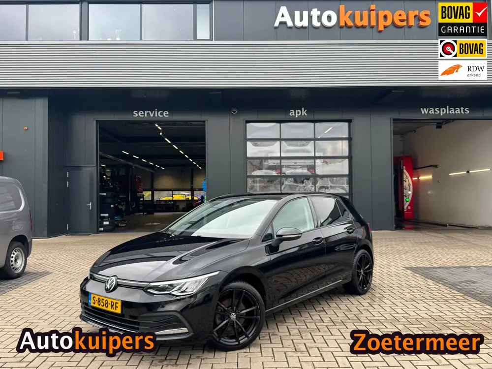 Volkswagen Golf 1.5 TSI Style | ALL-SEASON BANDEN | Met o.a. uit 2021