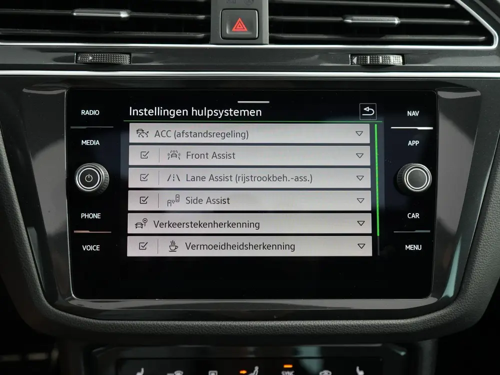 Volkswagen Tiguan 1.4 TSI eHybrid R-Line Business+ | Black s uit 2022, foto 20