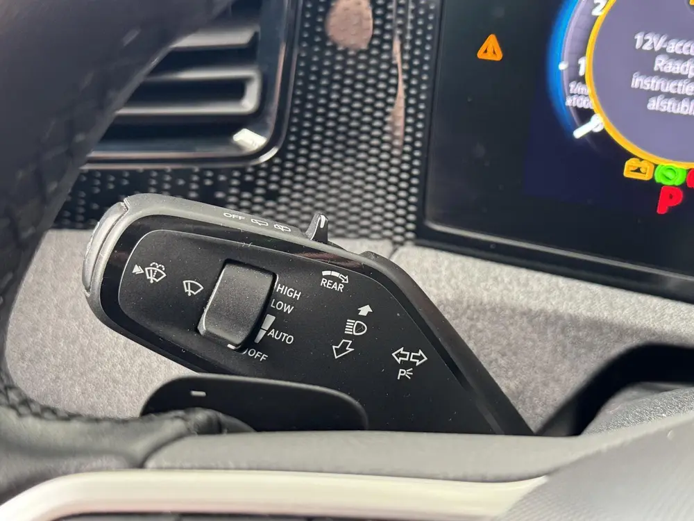 Volkswagen Tiguan 1.5 eTSI | Navigatie | Camera | Stoelverwa uit 2024, foto 20