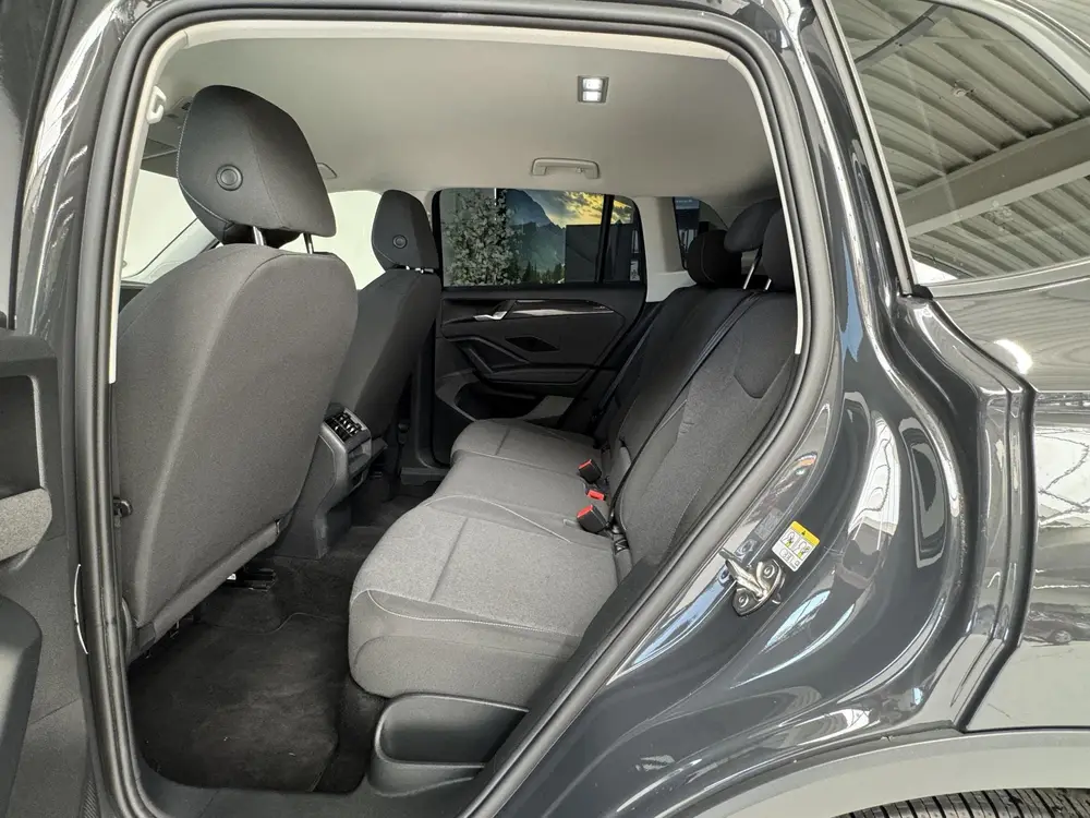 Volkswagen Tiguan 1.5 eTSI | Navigatie | Camera | Stoelverwa uit 2024, foto 8