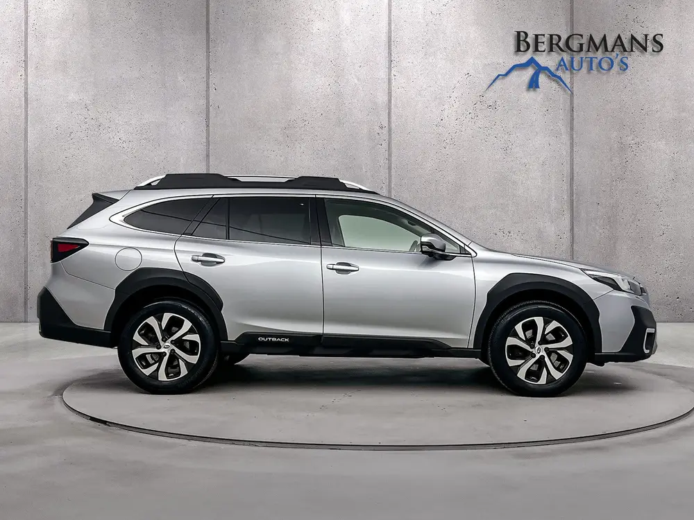 Subaru Outback 2.5i Premium // TREKHAAK // SCHUIFKANTELDAK uit 2021, foto 9