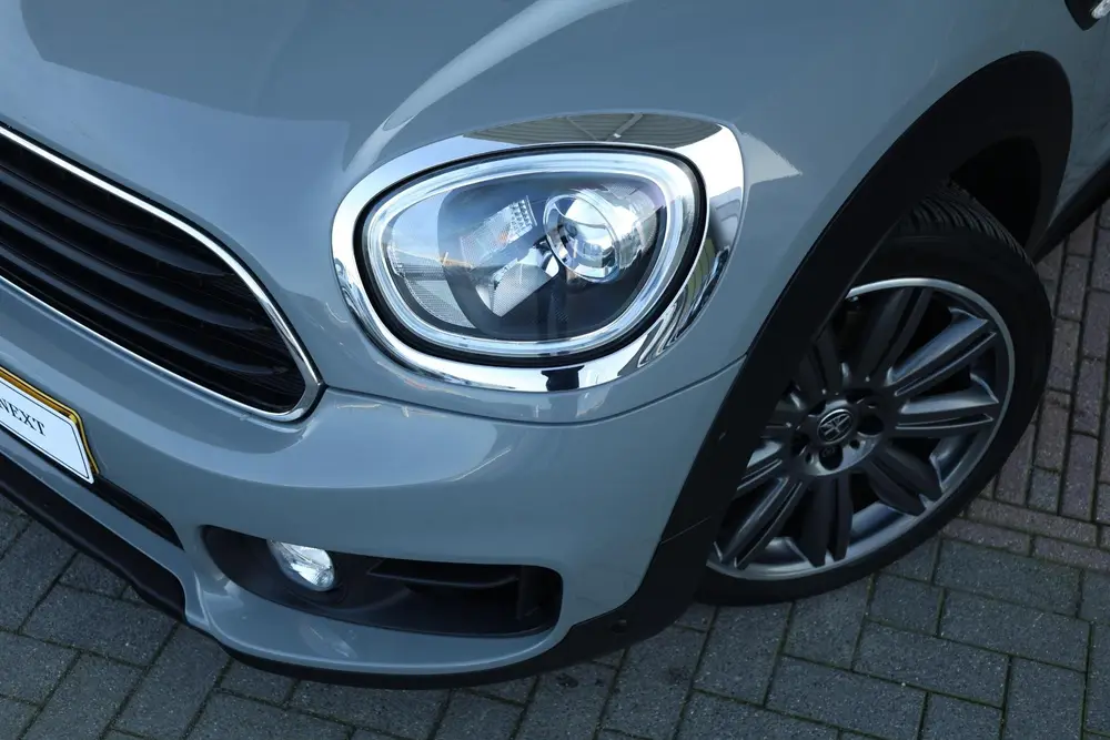 Mini Countryman 1.5 Cooper Business Edition Comfort Access/ uit 2019, foto 2