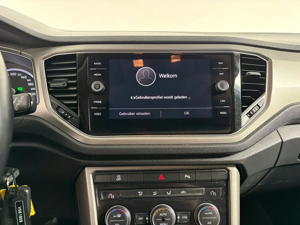 Volkswagen T-Roc 1.5 TSI Sport. Trekhaak 20´´ (bj 2022) uit 2022, foto 11