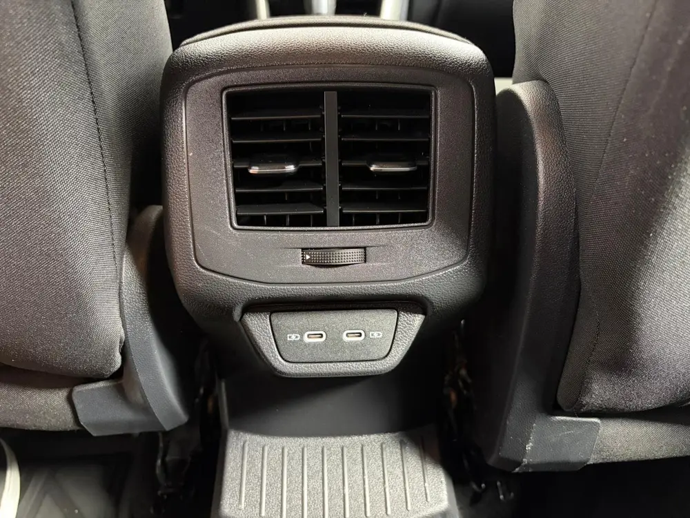 Volkswagen T-Roc 1.5 TSI Sport. Trekhaak 20´´ (bj 2022) uit 2022, foto 15