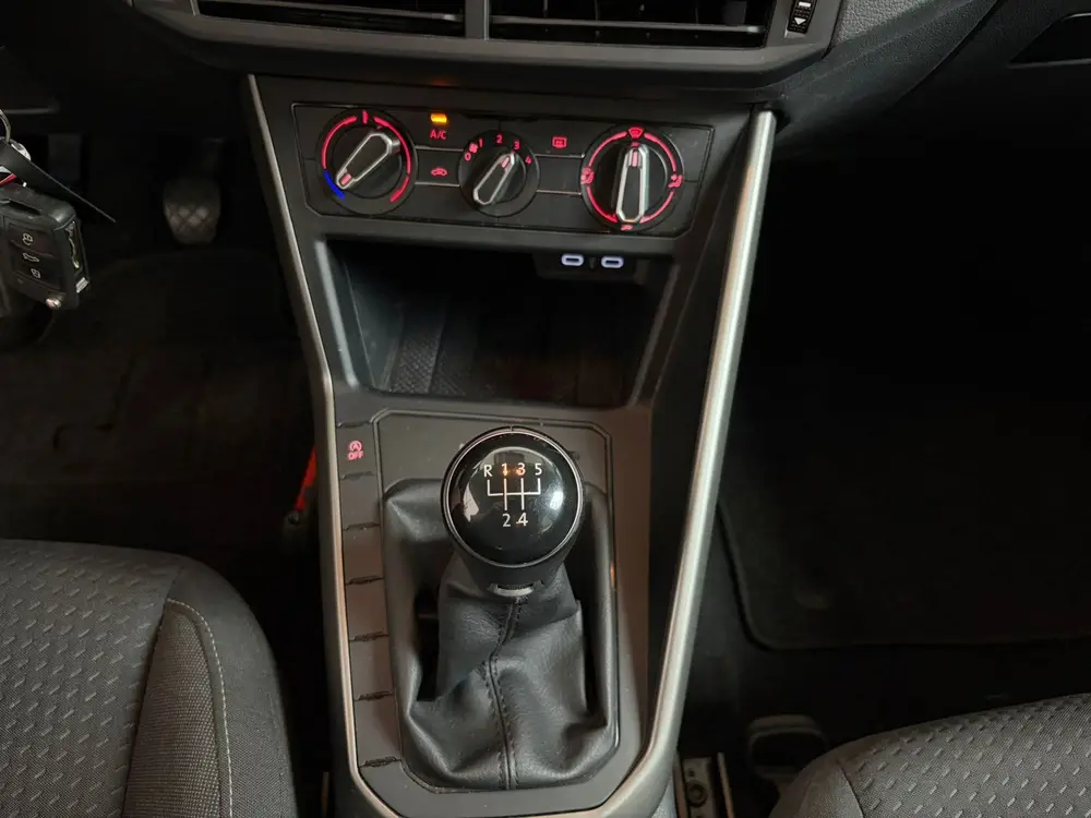 Volkswagen Polo 1.0 TSI Comfortline (bj 2021) uit 2021, foto 8