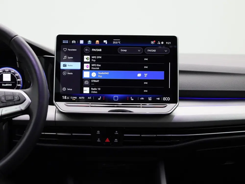 Volkswagen Golf 1.5 eHybrid Life Edition | Automaat | Naviga uit 2025, foto 9