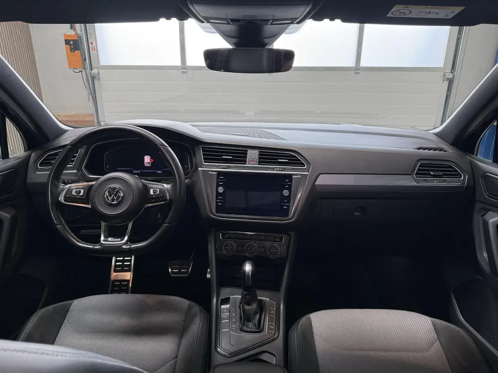 Volkswagen Tiguan 1.5 TSI ACT Highline R Line - PANORAMADAK uit 2019, foto 6