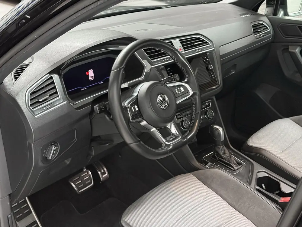 Volkswagen Tiguan 1.5 TSI ACT Highline R Line - PANORAMADAK uit 2019, foto 9