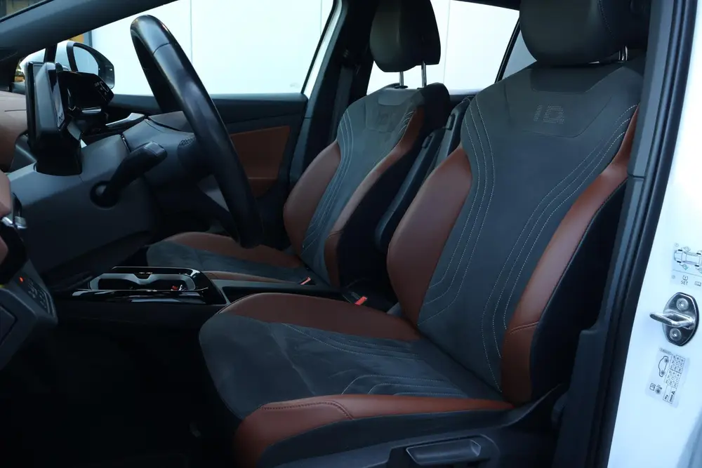 Volkswagen ID.4 Business 77 kWh / DAB / Adaptive Cruise uit 2021, foto 10