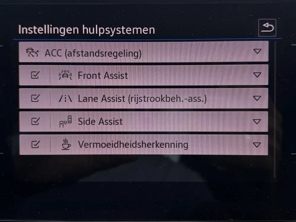 Volkswagen T-Roc 1.5 TSI R-Line Business Trekhaak Camera nav uit 2023, foto 18