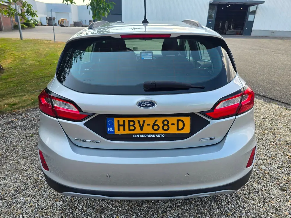 Ford Fiesta 1.0 EcoBoost Hybrid Titanium Vignale Autom uit 2022, foto 9