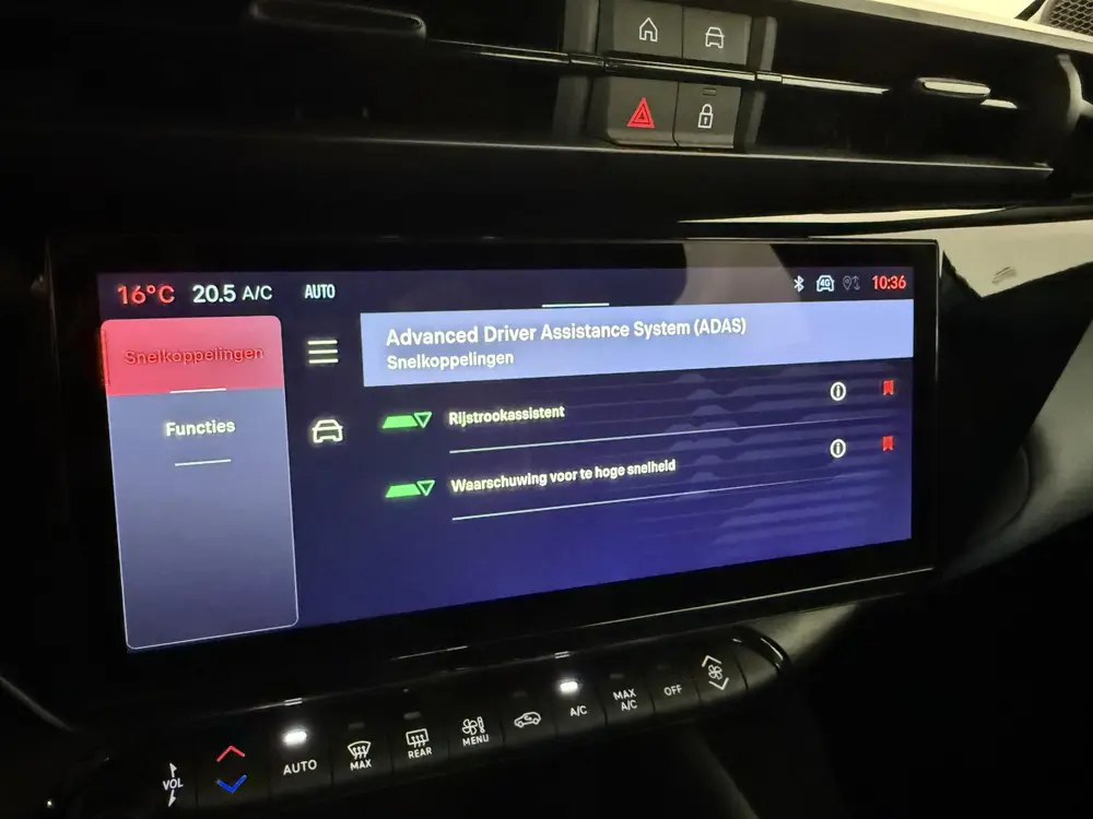 Alfa Romeo Junior Elettrica Automaat 156PK Adaptieve Cruise uit 2025, foto 11