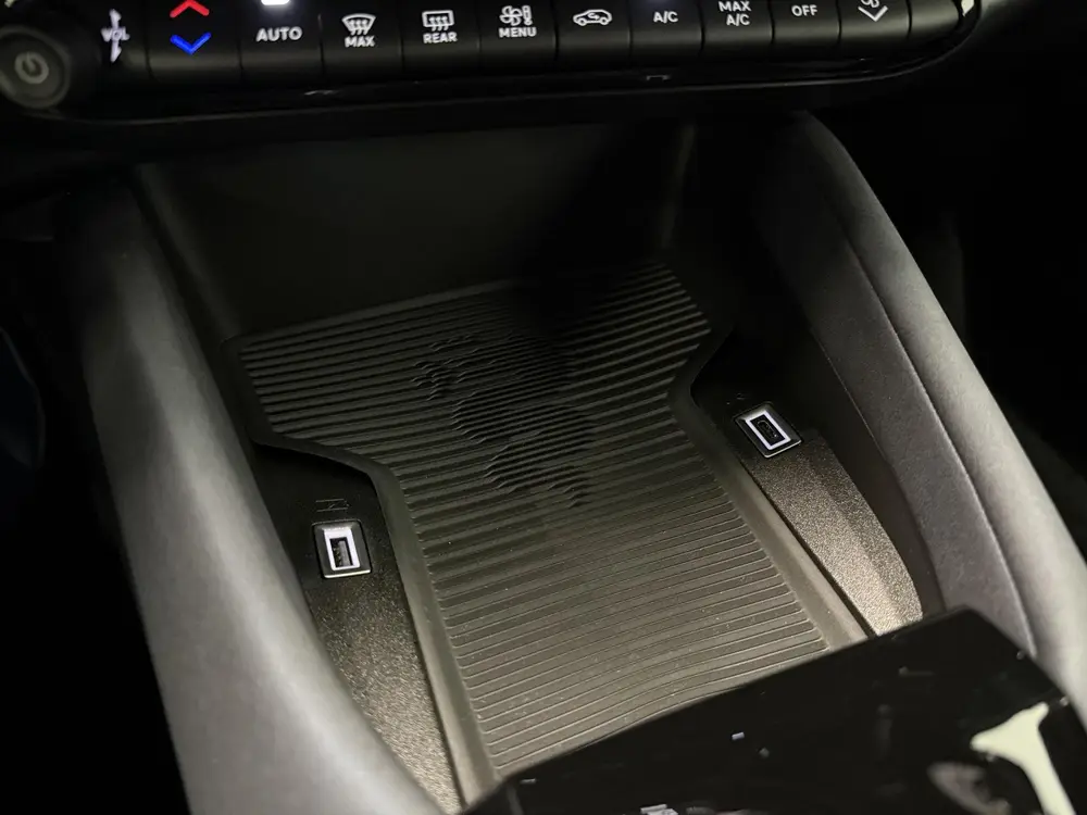 Alfa Romeo Junior Elettrica Automaat 156PK Adaptieve Cruise uit 2025, foto 17