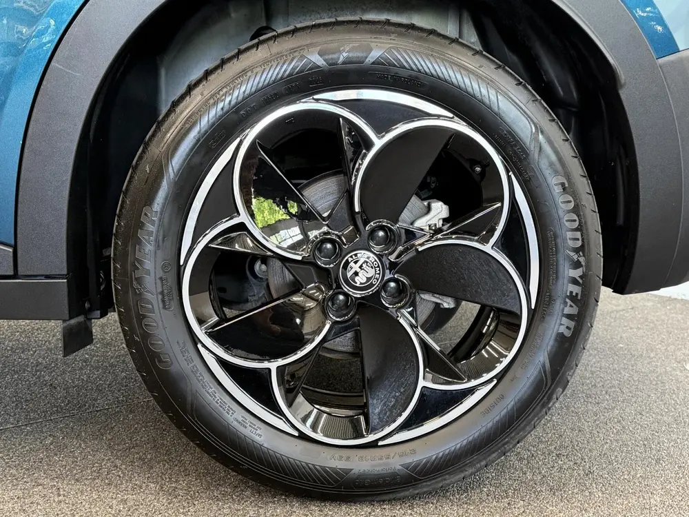 Alfa Romeo Junior Elettrica Automaat 156PK Adaptieve Cruise uit 2025, foto 2