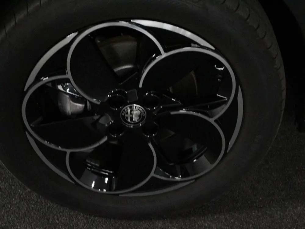 Alfa Romeo Junior Elettrica Automaat 156PK Adaptieve Cruise uit 2025, foto 3
