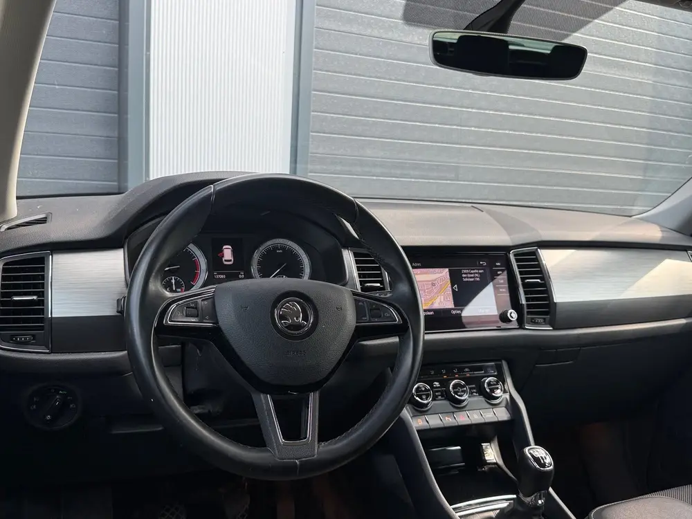 Skoda Kodiaq 1.5 TSI Ambition Business 7p / NAP / TREKHAAK uit 2019, foto 2
