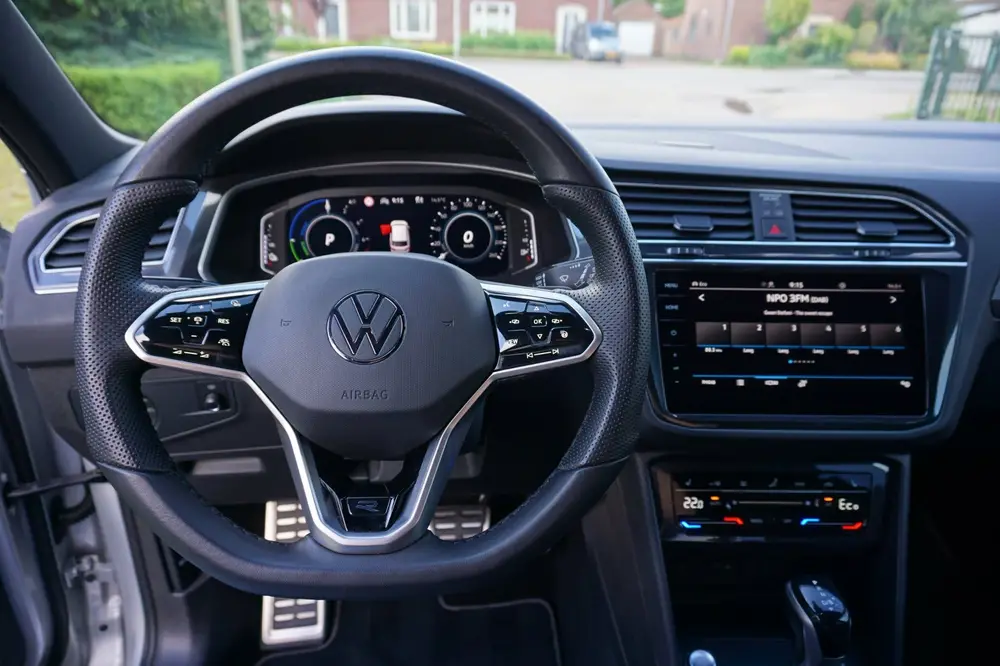 Volkswagen Tiguan 1.4 TSI eHybrid R-Line Trekhaak|Keyless|HU uit 2021, foto 4