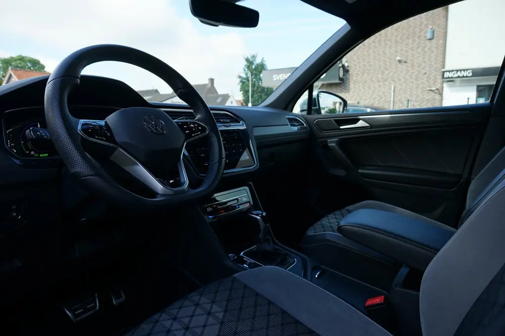 Volkswagen Tiguan 1.4 TSI eHybrid R-Line Trekhaak|Keyless|HU uit 2021, foto 9