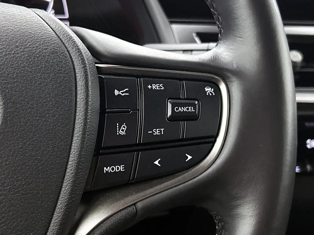 Lexus UX 250h Urban Line uit 2024, foto 15