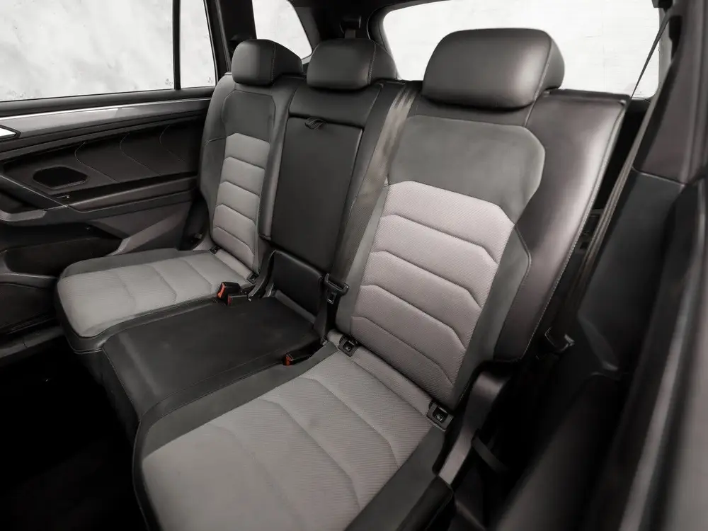 Volkswagen Tiguan Allspace 2.0 TSI 4Motion R-Line 7 Persoons uit 2020, foto 18