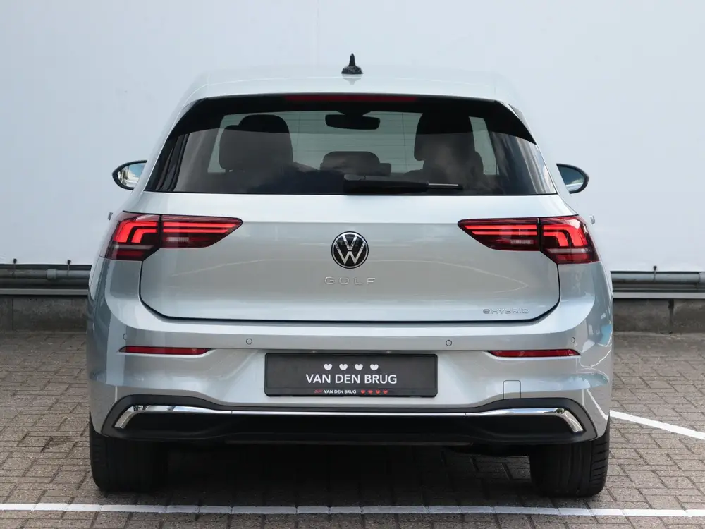 Volkswagen Golf 1.5 eHybrid Style Edition | Adaptive Cruise uit 2025, foto 5