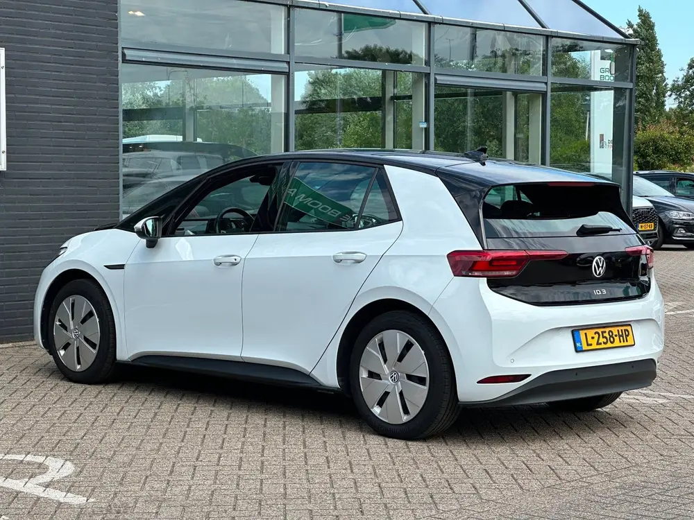 Volkswagen ID.3 Life 58 kWh/NAVI/CARPLAY/BTW-AUTO/NETTE STAA uit 2020, foto 3