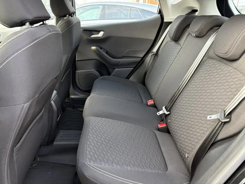 Ford Fiesta 1.0 EcoBoost Hybrid Titanium (bj 2023) uit 2023, foto 12