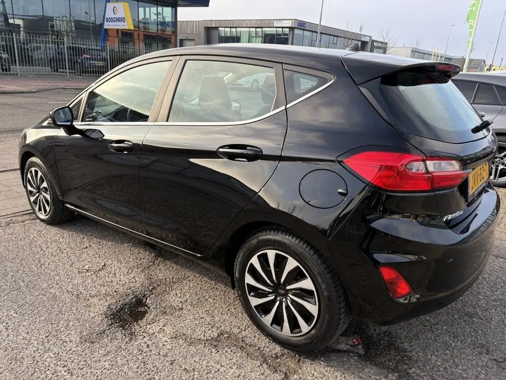Ford Fiesta 1.0 EcoBoost Hybrid Titanium (bj 2023) uit 2023, foto 3