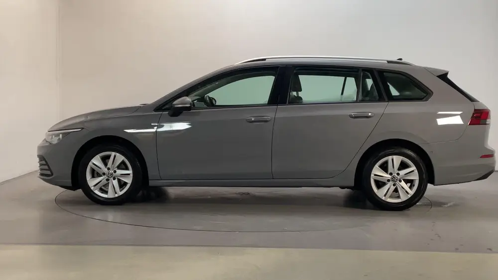 Volkswagen Golf Variant 1.5 TSI Life Business Sfeerverlichti uit 2021, foto 14