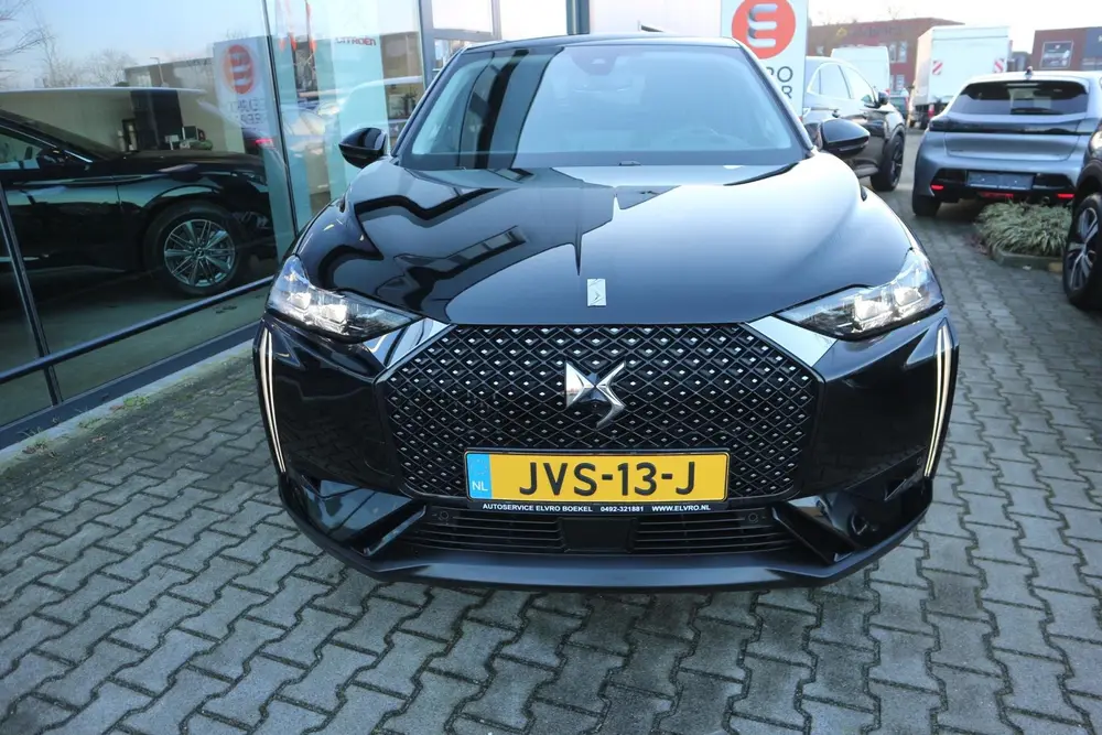 DS Automobiles DS 3 DS 3 1.2 PureTech Opéra AUTOMAAT NAVI 360 uit 2024, foto 2